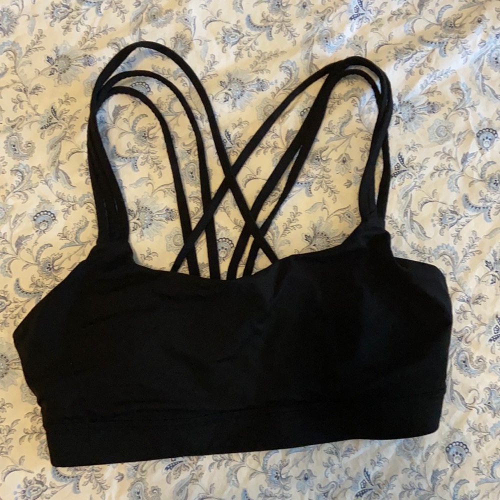 Black sports bra